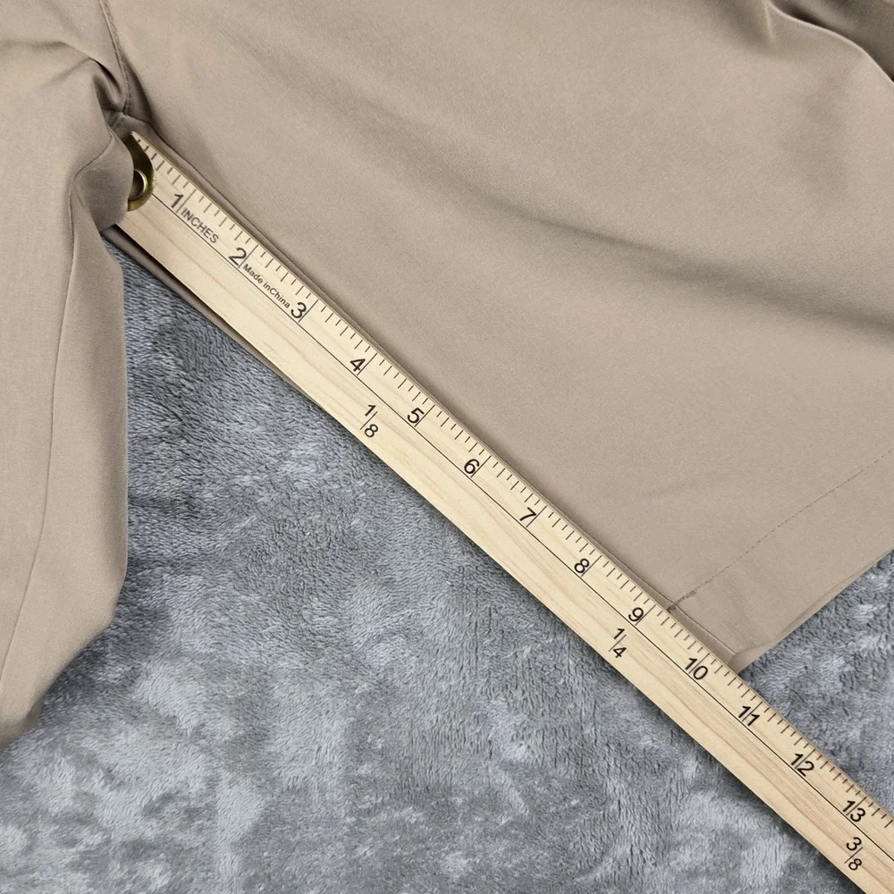 Tattoo Golf Performance Shorts Men's Size 42 Stretch Poly‎ Beige Skull EUC